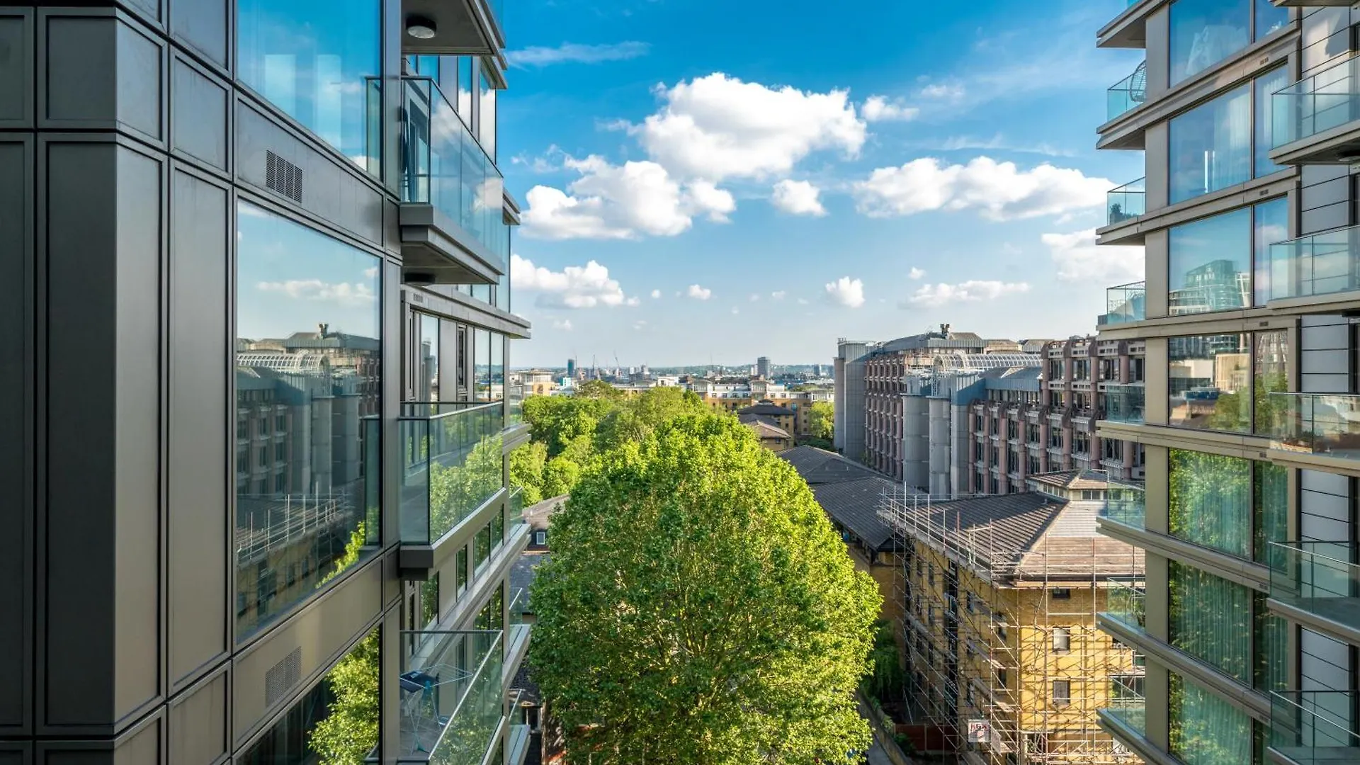 Luxury 1 Bed Apartment In Tower Hill London 0*,  United Kingdom