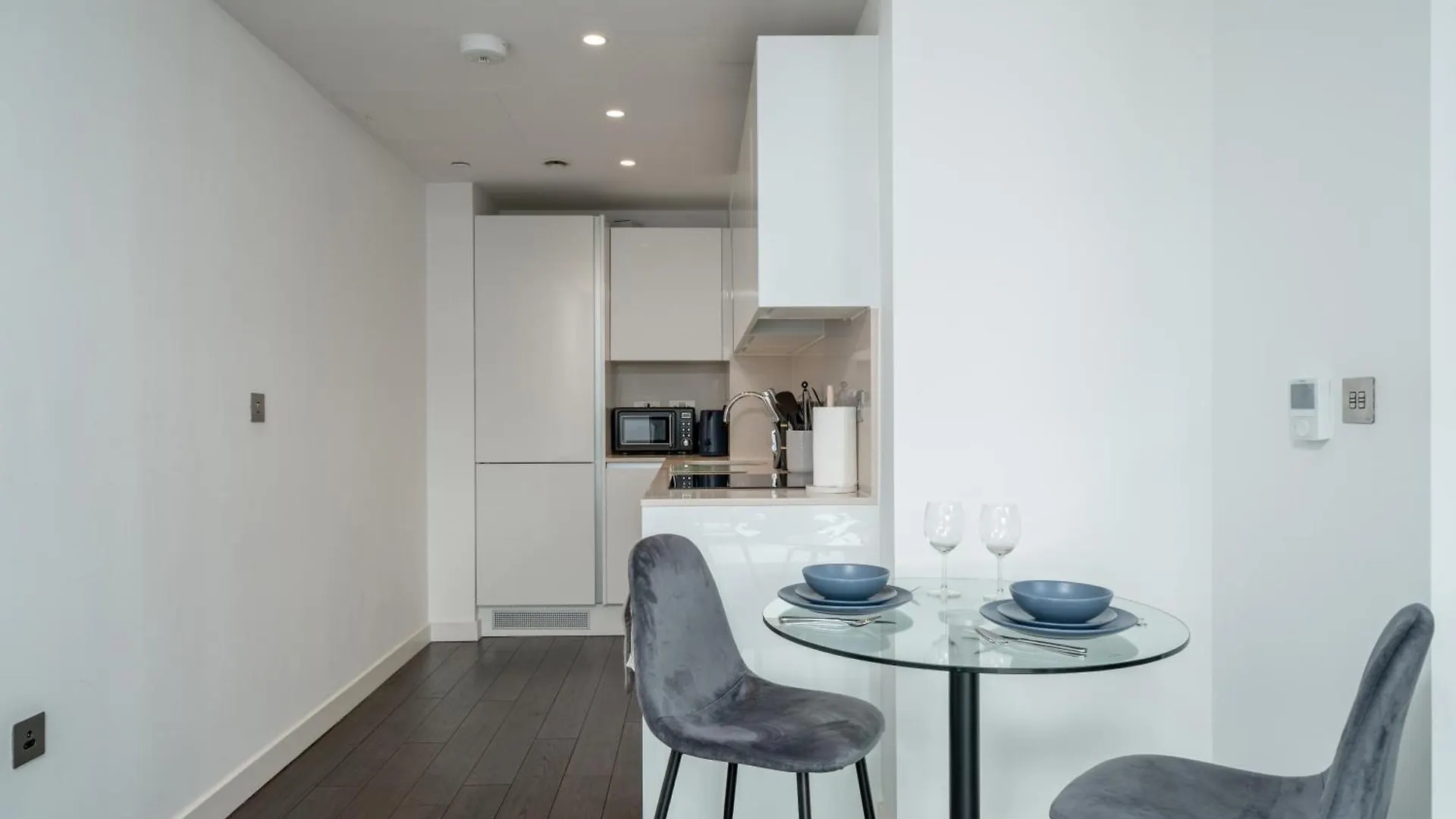 Luxury 1 Bed Apartment In Tower Hill London 0*,  United Kingdom